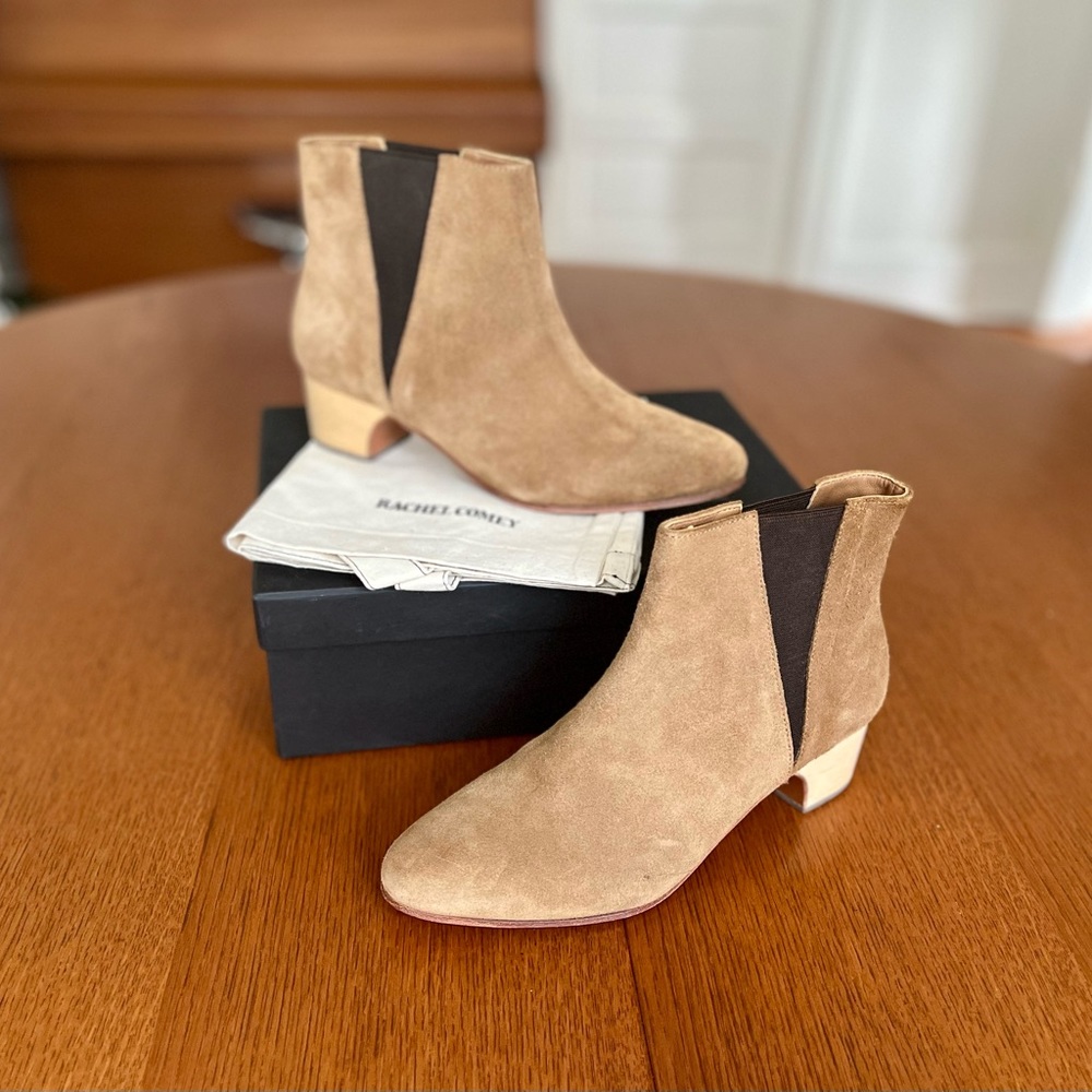 Rachel Comey 8.5 slip-on suede Chelsea ankle boots low wood heel NEW with bag
